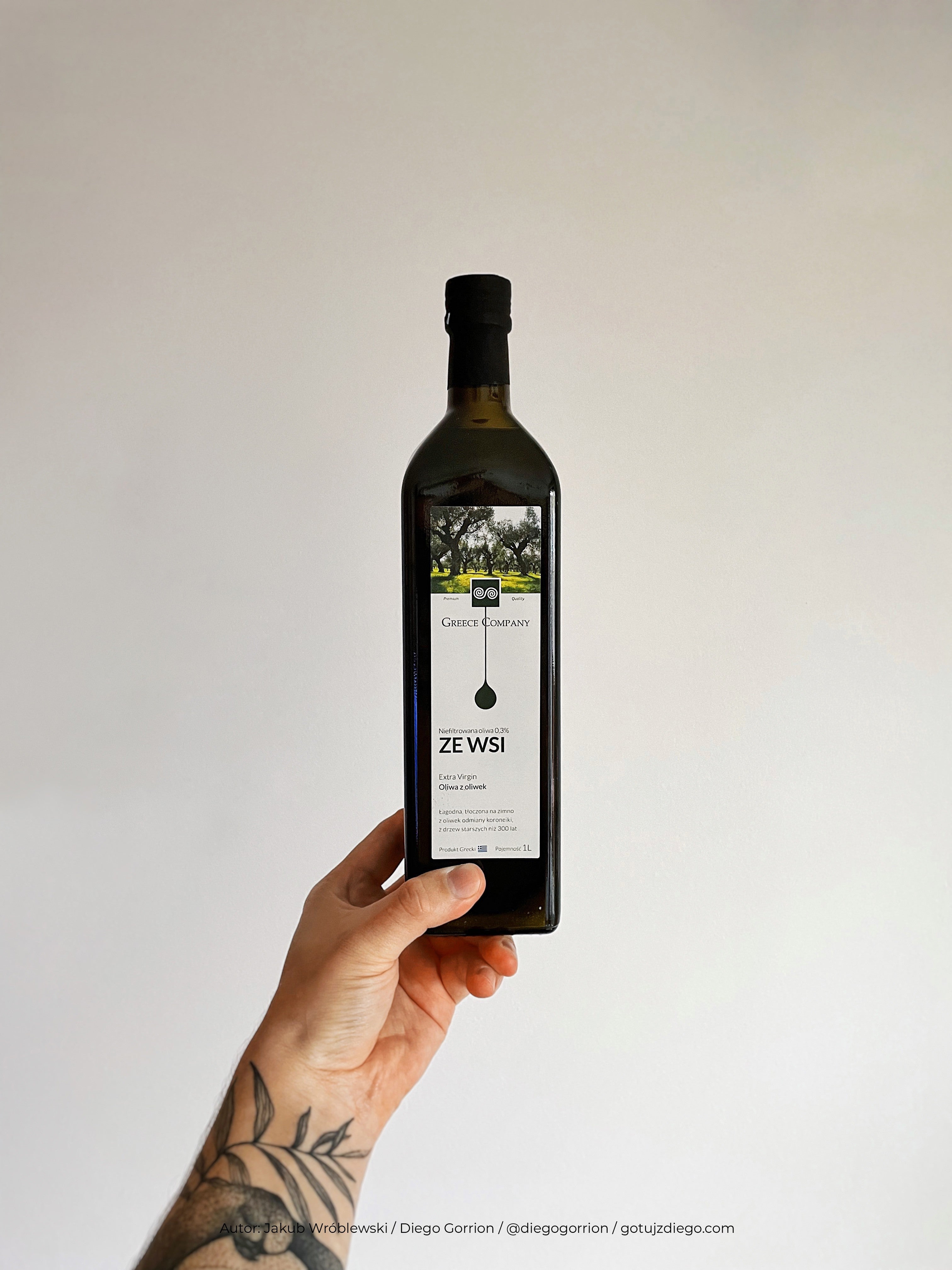 Oliwa z oliwek ZE WSI niefiltrowana Extra Virgin łagodna 0,3% 1 l