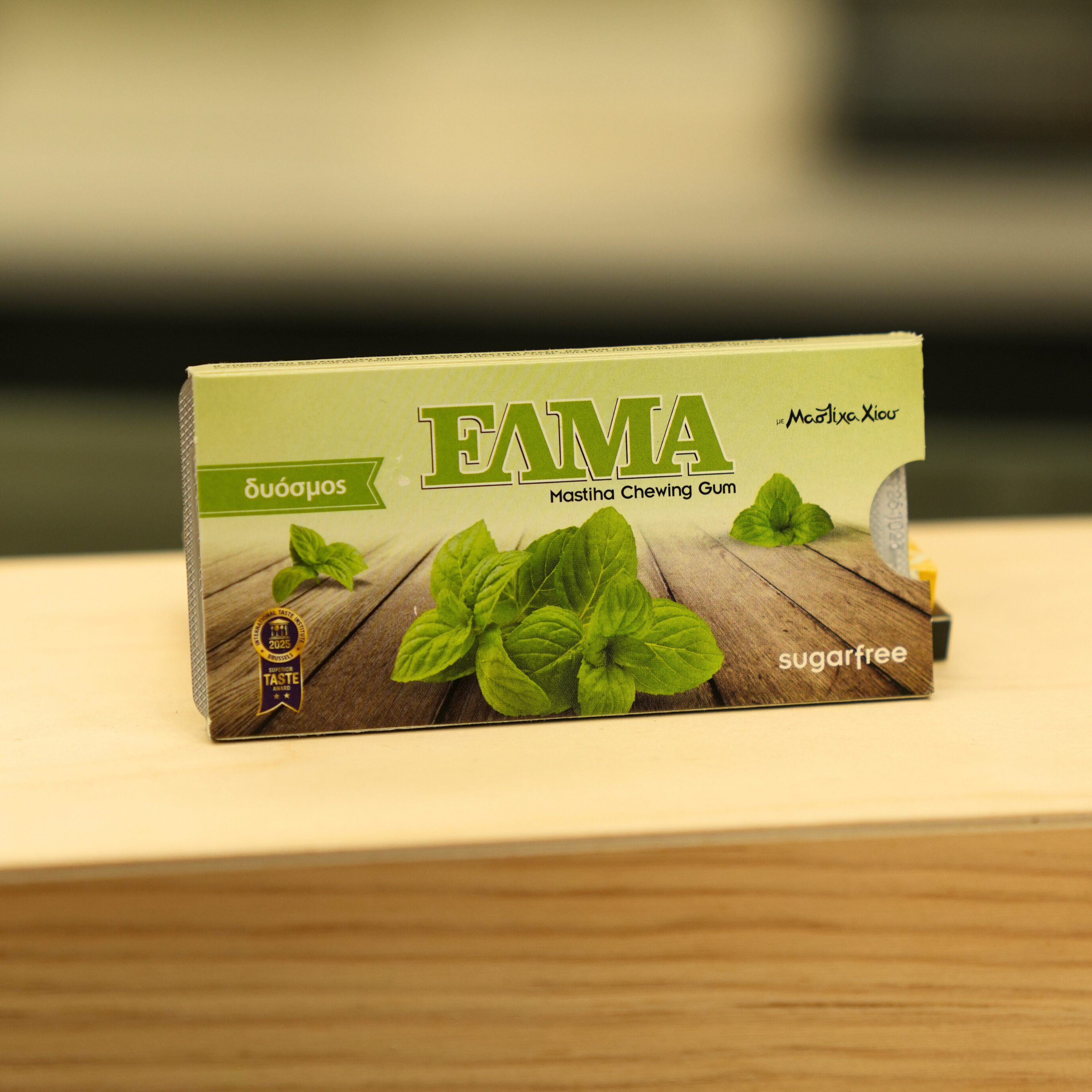 Guma do żucia bez cukru z naturalną mastyką Chios o smaku mięty zielonej 10x1,3 g