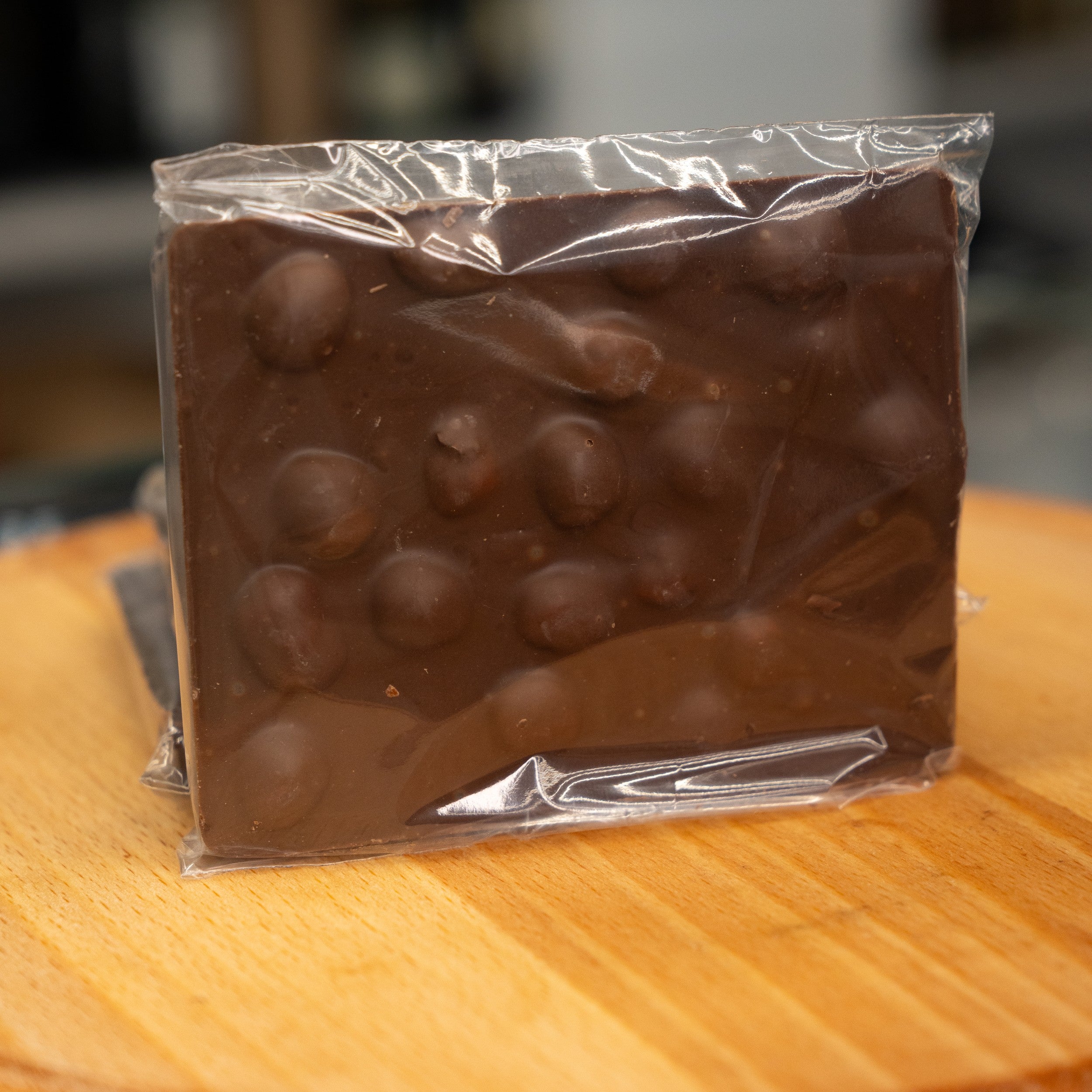 Czekolada mleczna z orzechem laskowym ok. 100 g