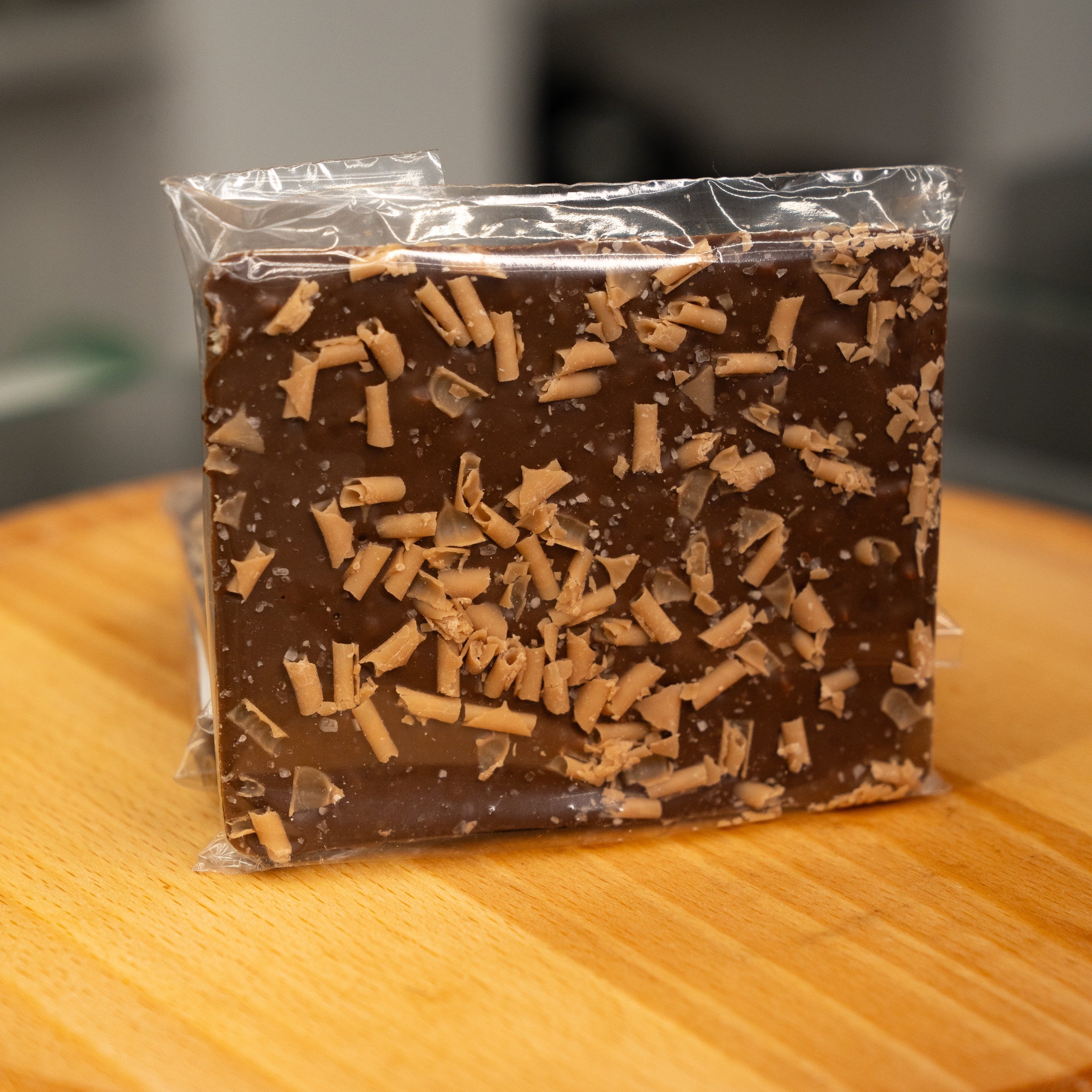Czekolada mleczna ze słonym karmelem ok. 100 g
