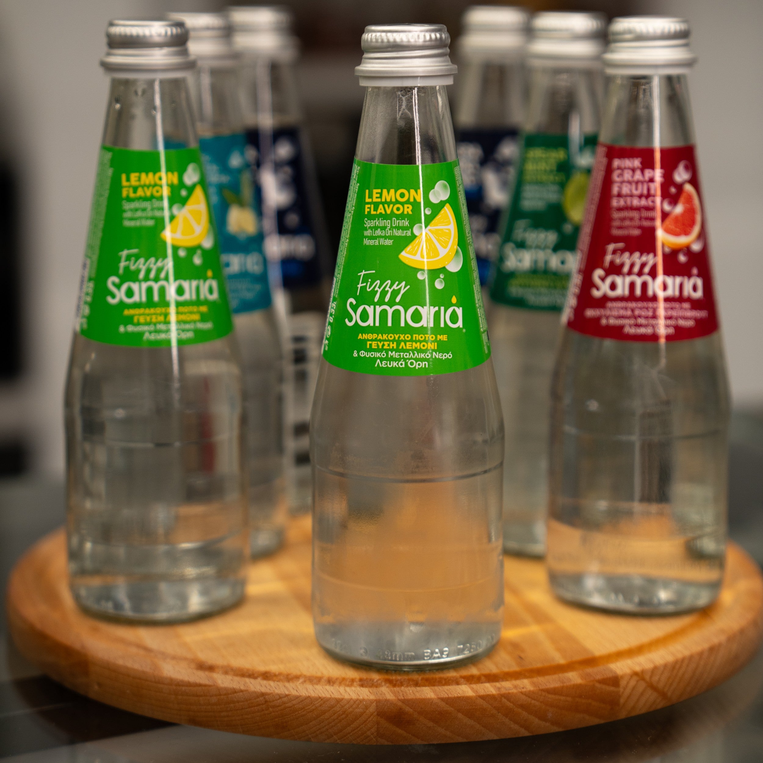 Woda gazowana z cytryną 0,33 L